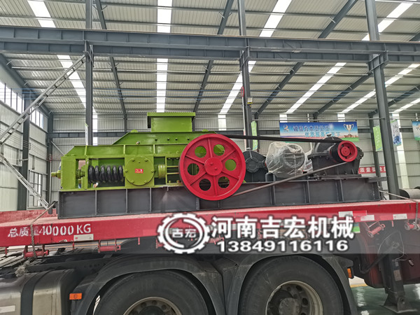 瀝青銑刨料再生破碎設(shè)備選型：為何推薦雙齒輥破碎機(jī)？